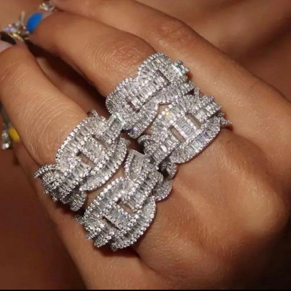 Baguette Ring size 7 - Picture 2 of 4